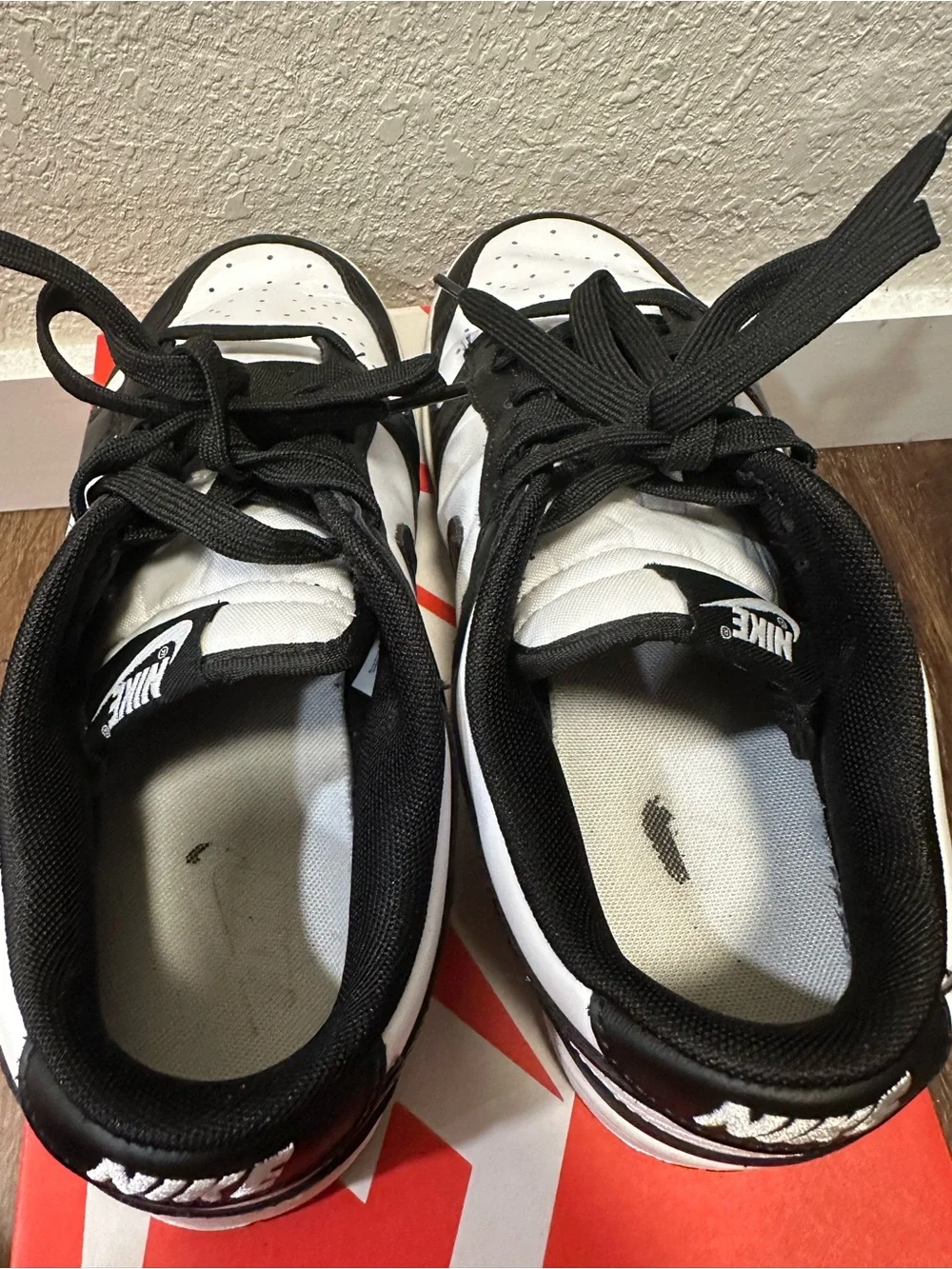 Nike Dunk Low Sneakers